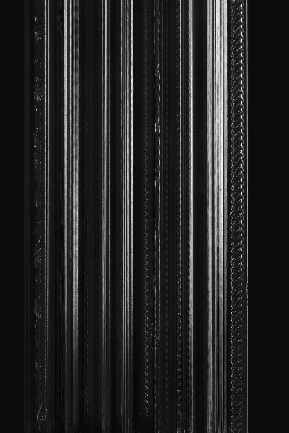 Plates I — photography by Mathieu Missiaen