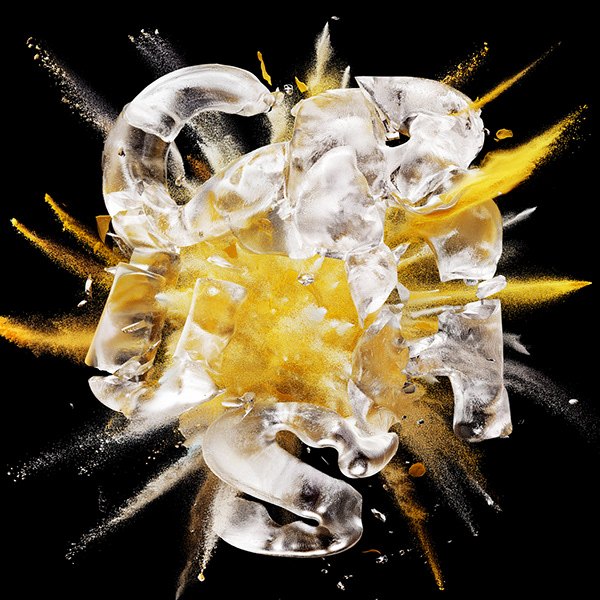 Ice burst — Suntory, art direction, cgi by Mathieu Missiaen